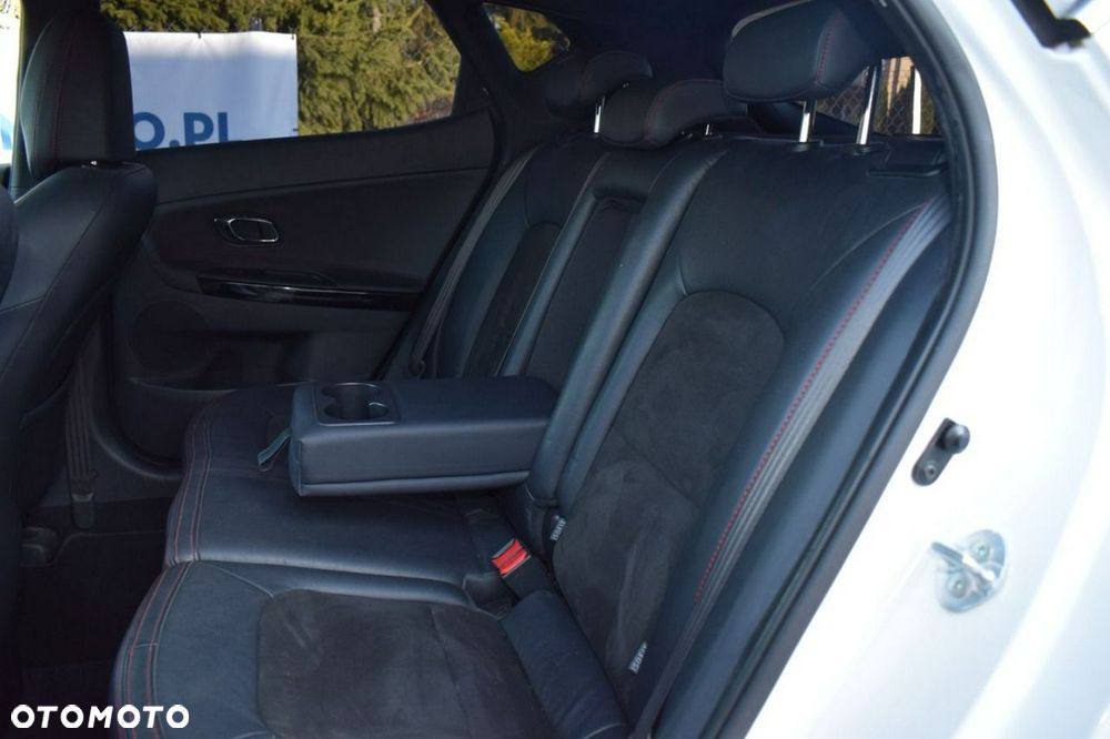 Kia Ceed - 13