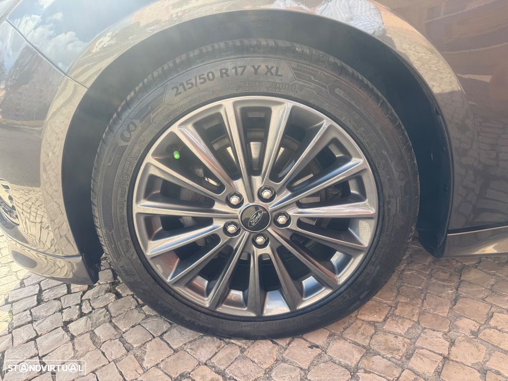 Ford Focus SW 1.5 TDCi ST-Line - 9