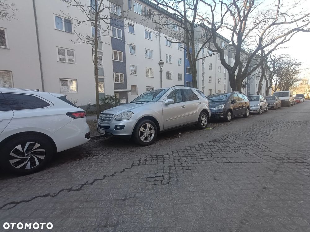 Mercedes-Benz ML 320 CDI 4Matic 7G-TRONIC - 6