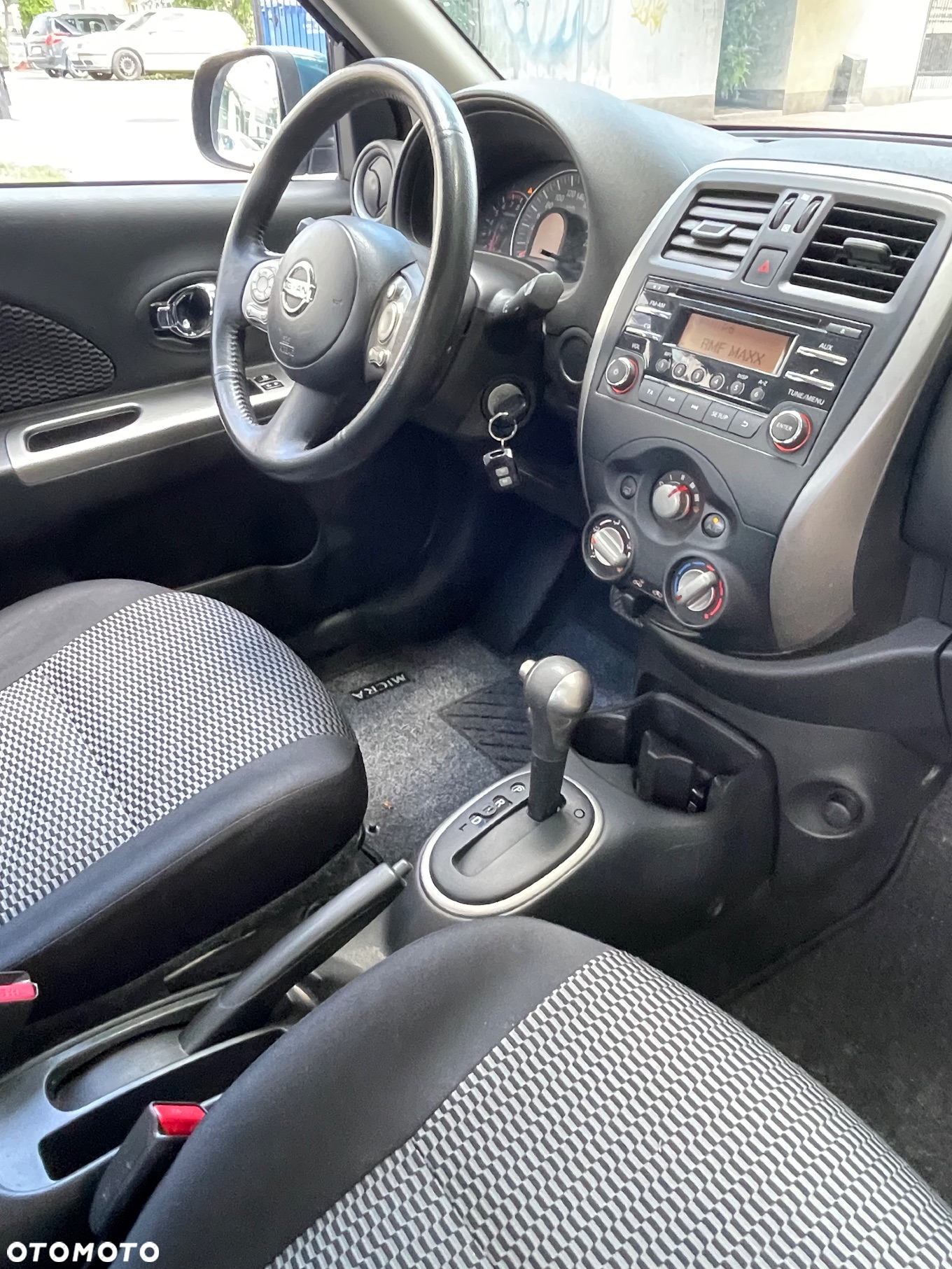 Nissan Micra 1.2 Visia CVT - 6