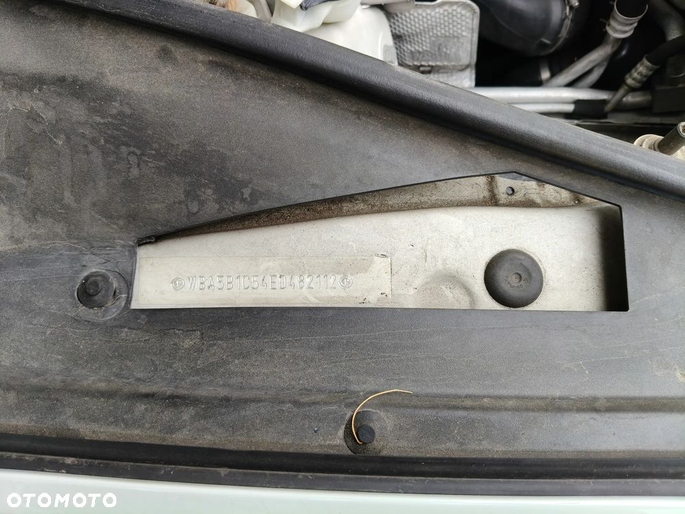 BMW Seria 5 535i - 11