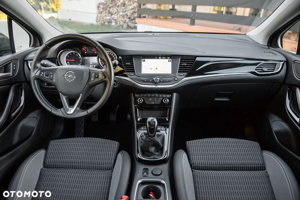 Opel Astra 1.2 Turbo Start/Stop Design&Tech - 27