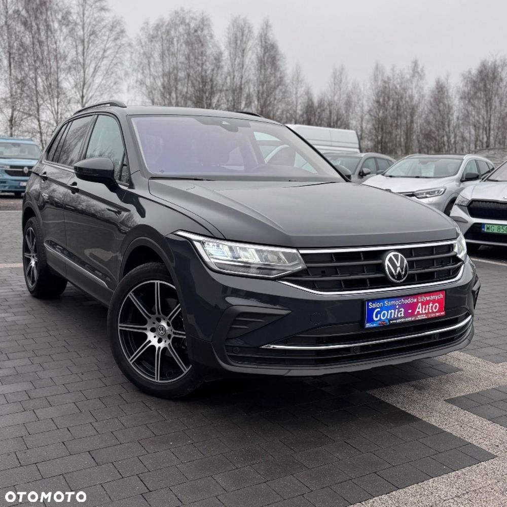 Volkswagen Tiguan - 4