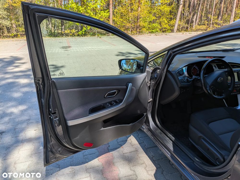 Kia Ceed 1.6 CRDi M - 10