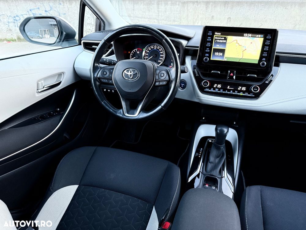 Toyota Corolla 1.8 Comfort - 16