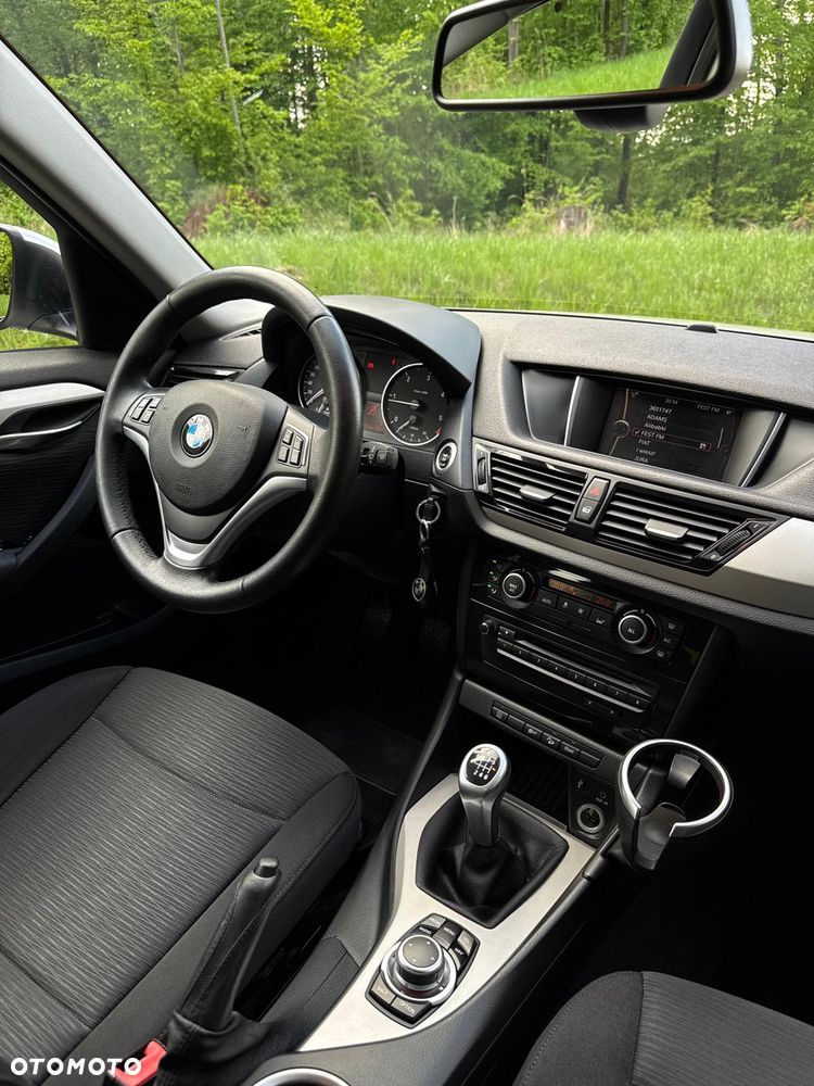 BMW X1 xDrive18d xLine - 35