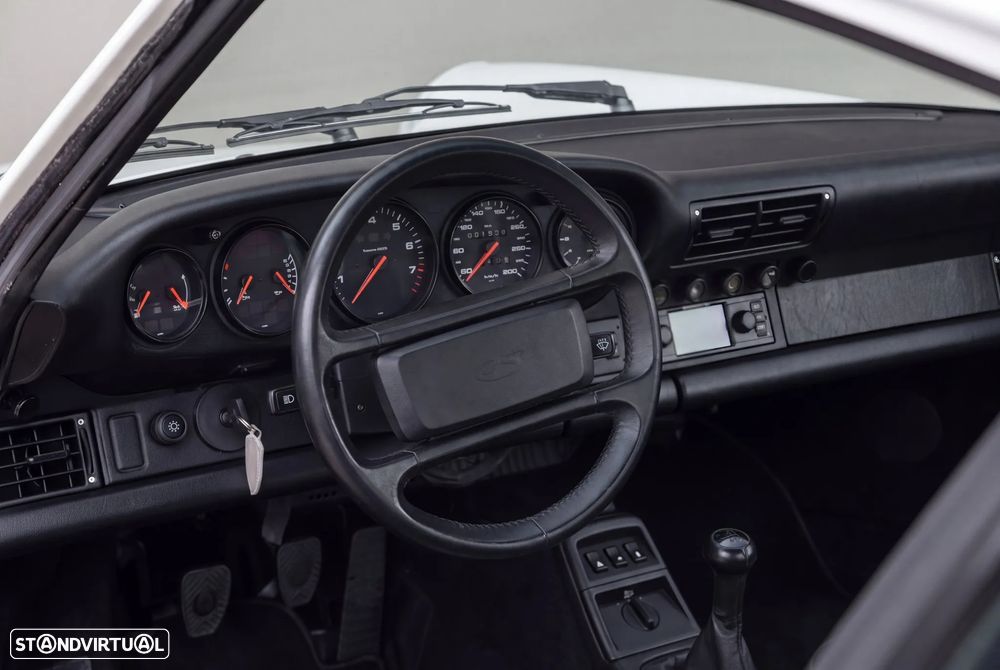 Porsche 911 (964) Coupé 3.6 RS - 42