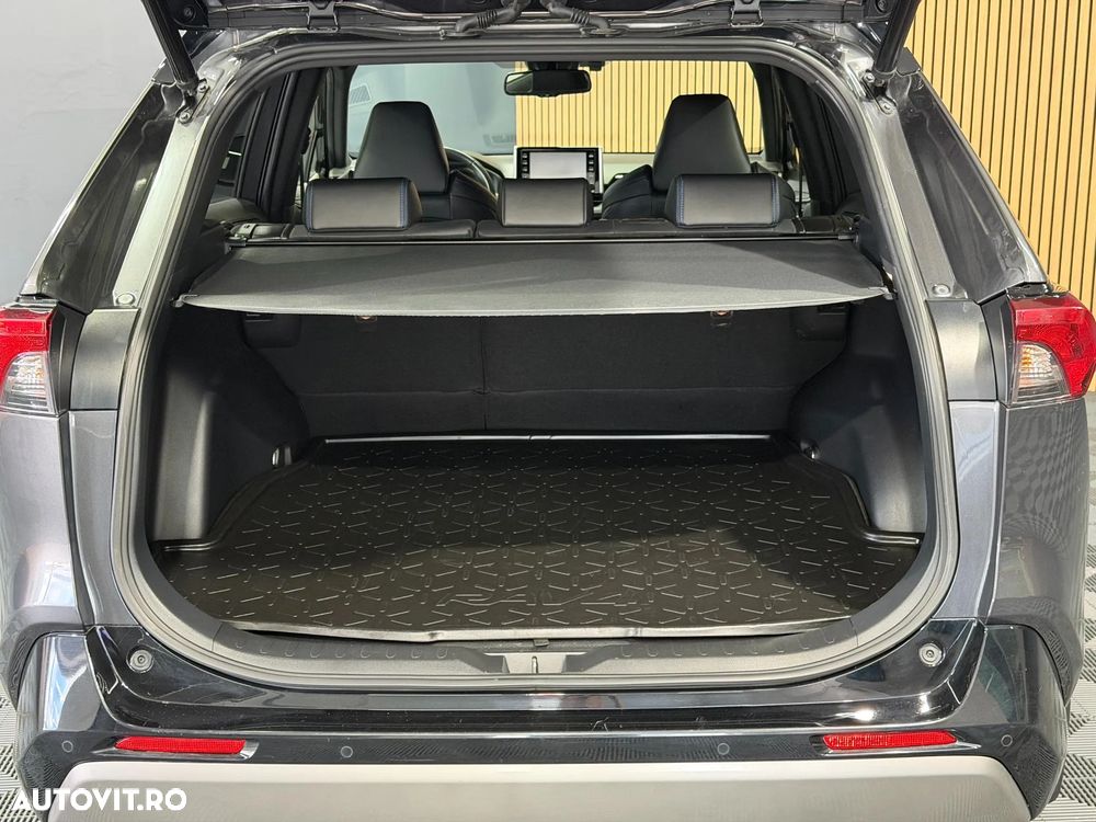 Toyota RAV4 - 24
