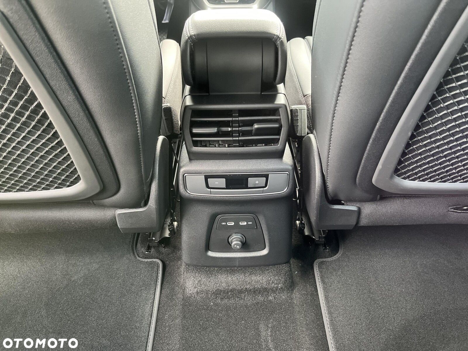 Audi Q4 e-tron - 26