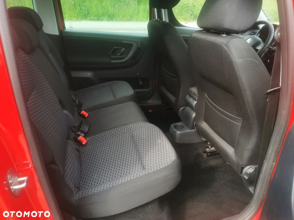 Skoda Roomster 1.2 TSI DSG Elegance PLUS EDITION - 12