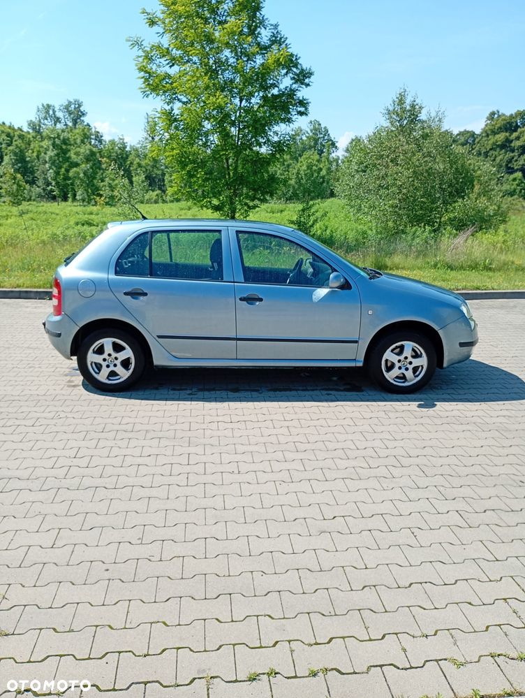 Skoda Fabia - 4