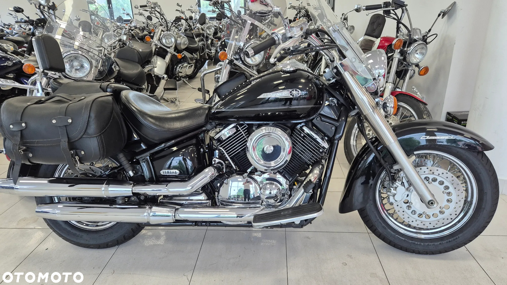 Suzuki Intruder - 32