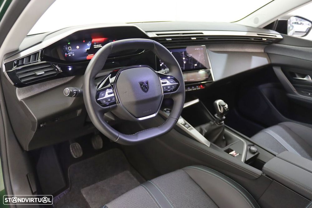 Peugeot 308 1.2 PureTech Allure - 4
