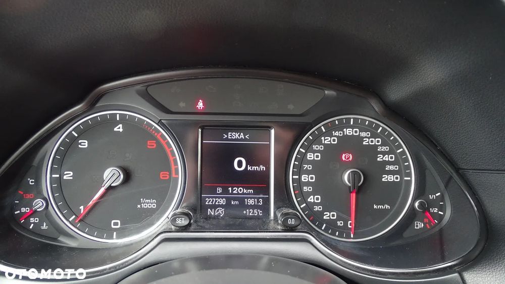 Audi Q5 2.0 TDI quattro S tronic - 28