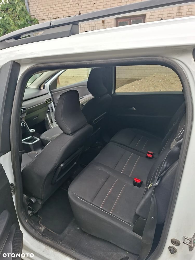 Dacia Jogger 1.0 TCe SL Extreme 7os - 9