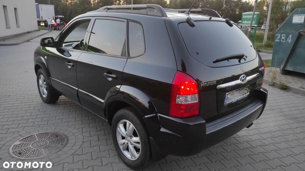 Hyundai Tucson 2.0 Comfort 2WD - 4