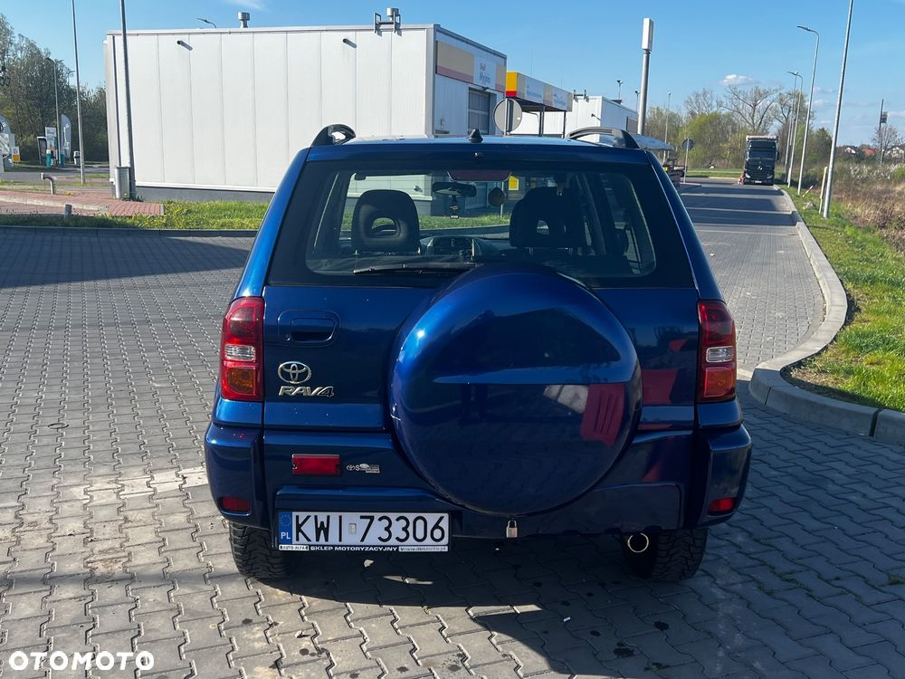 Toyota RAV4 2.0 VVT-i 4x4 - 10