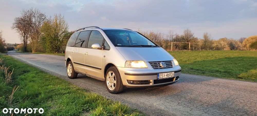Volkswagen Sharan 1.9 TDI Comfortline - 2