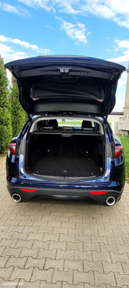 Alfa Romeo Stelvio - 4