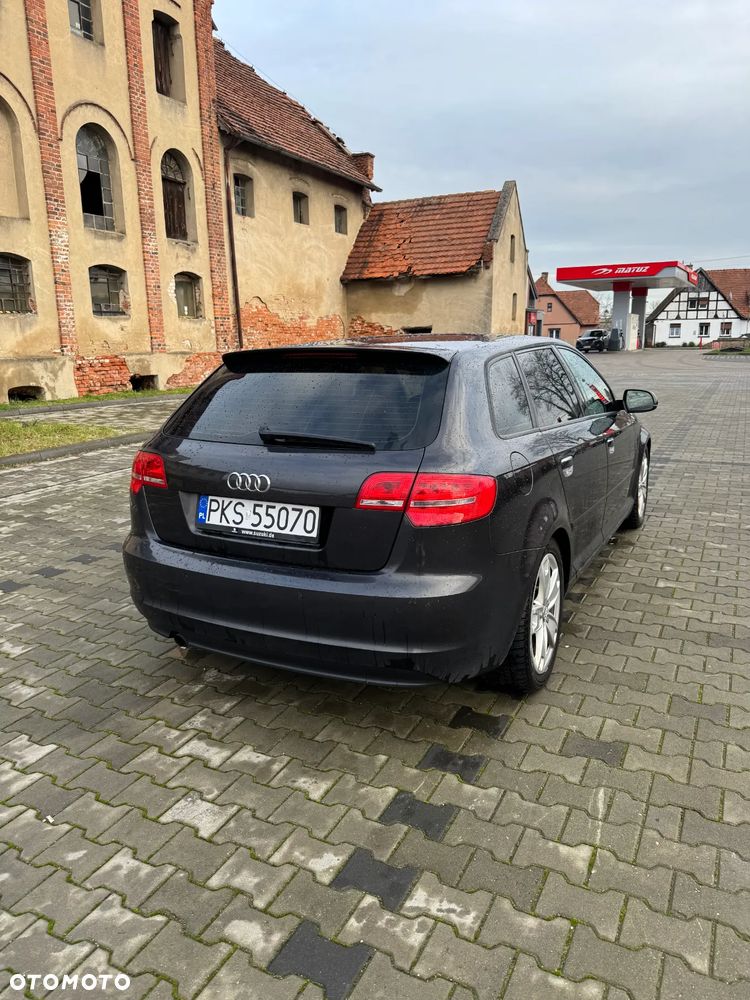 Audi A3 Sportback 2.0 TDI Ambiente - 6