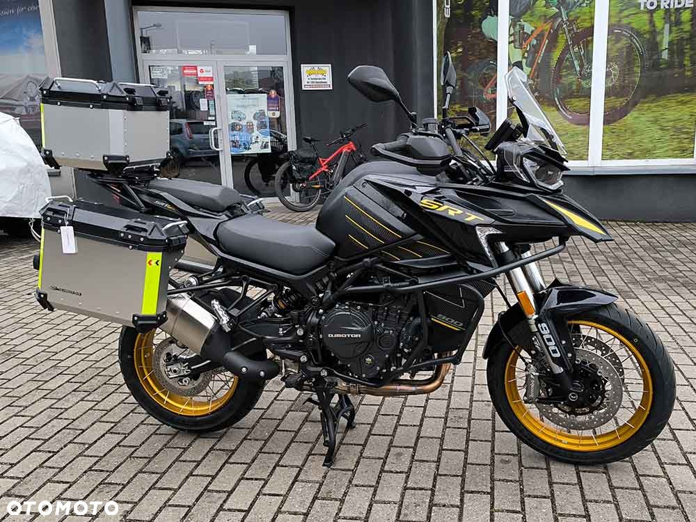 QJMOTOR SRT900SX - 3