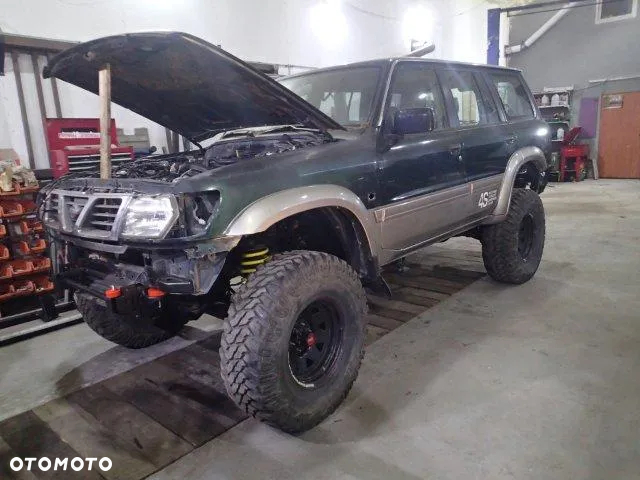 Nissan Patrol - 34