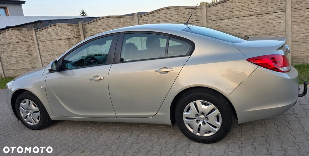 Opel Insignia - 11