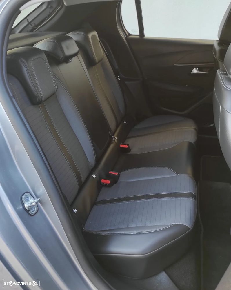 Peugeot 208 1.2 PureTech Allure Pack EAT8 - 23