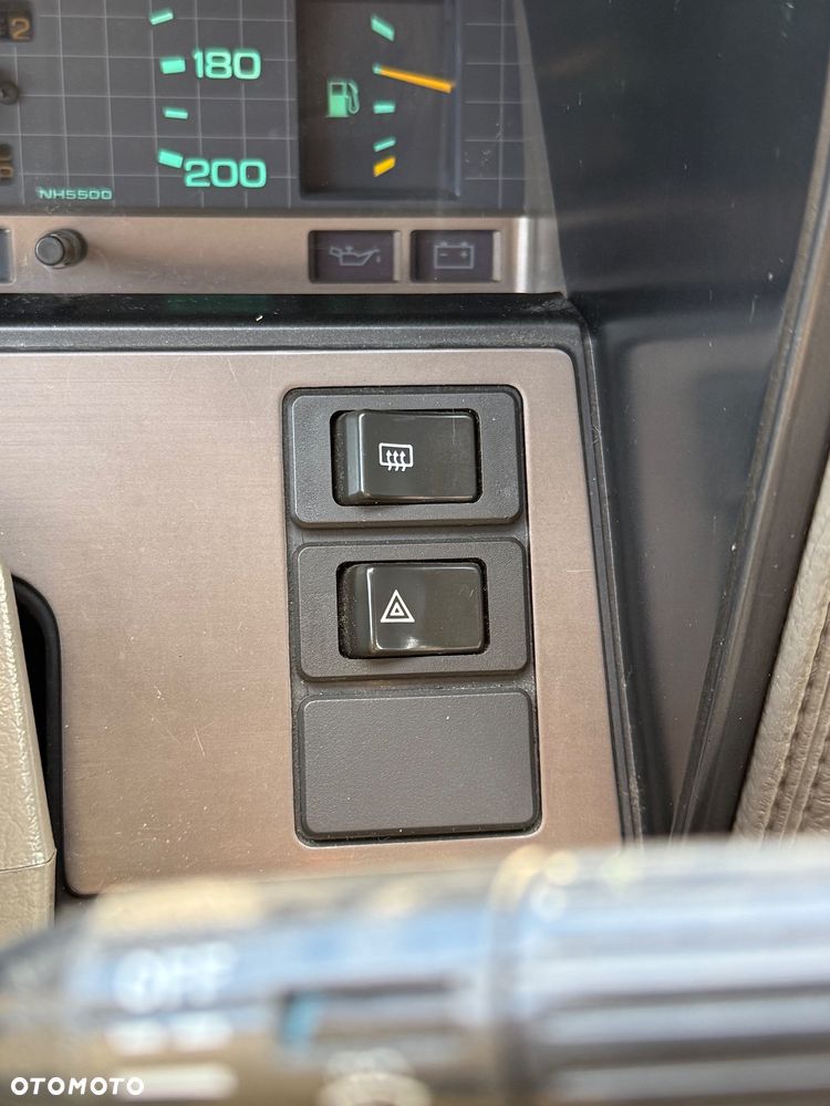 Nissan Laurel 2.8 GL D - 14