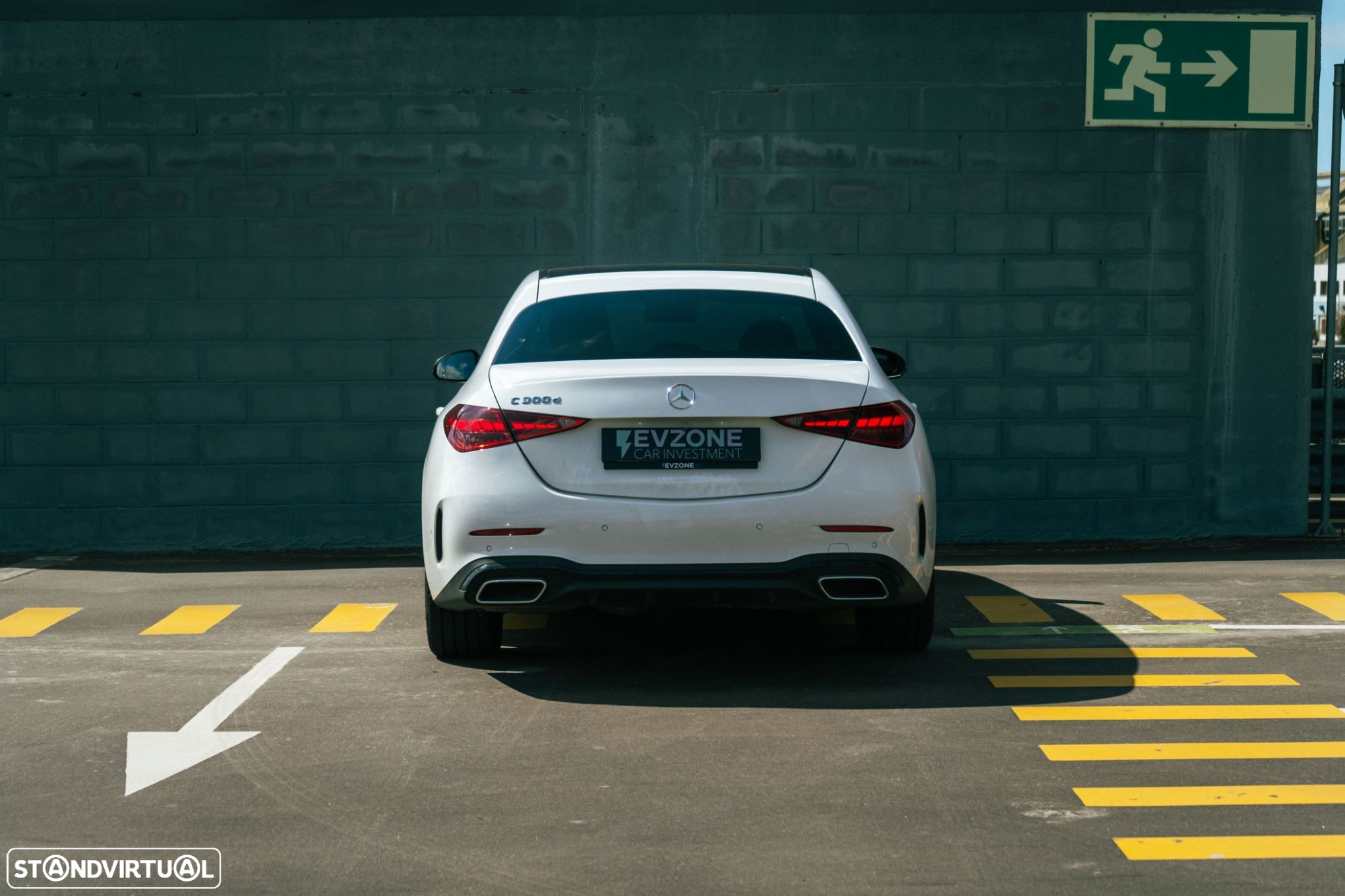 Mercedes-Benz C 300 d AMG Line - 13