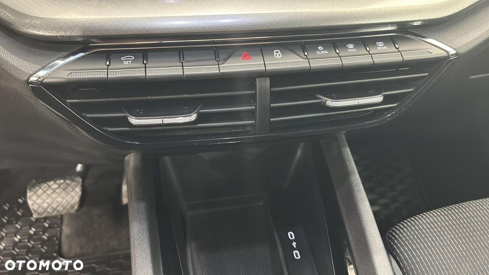 Skoda Octavia 2.0 TDI Ambition DSG - 22