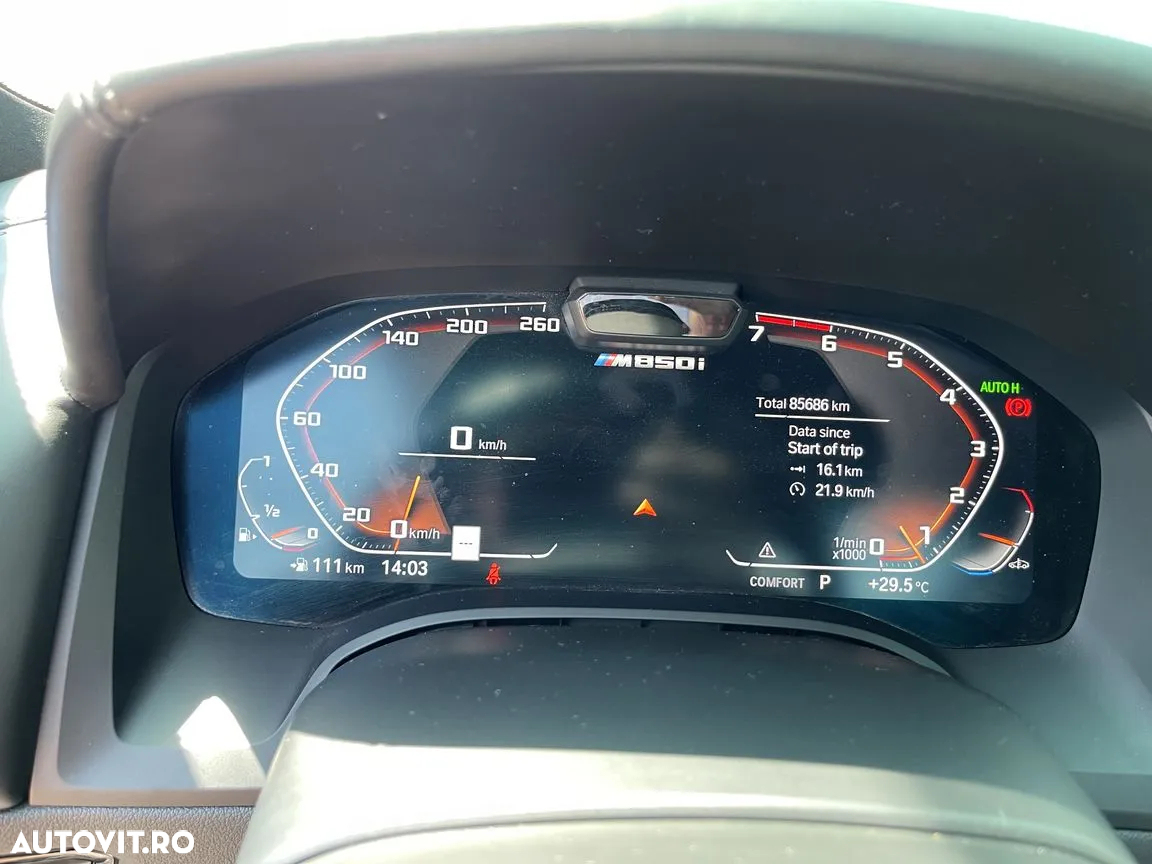 BMW M8 M850i xDrive AT - 14