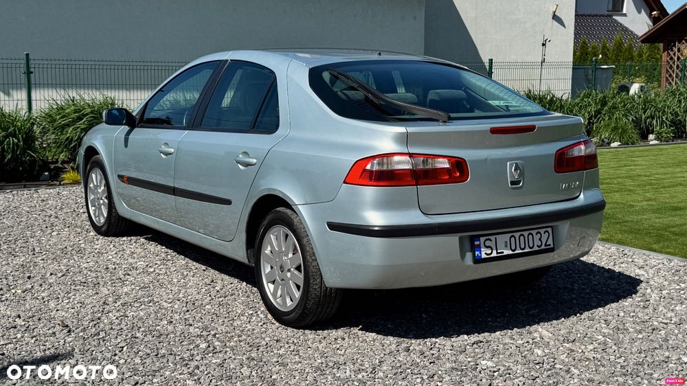 Renault Laguna 1.8 RXE - 13