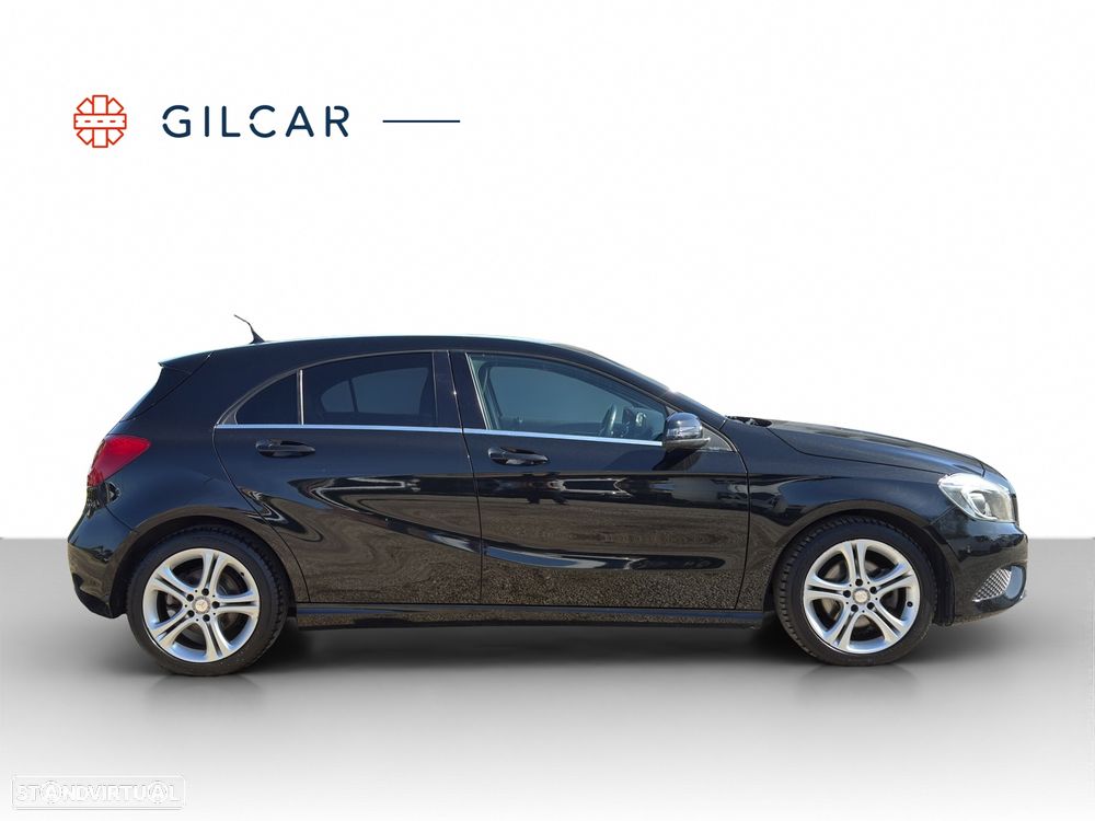 Mercedes-Benz A 180 7G-DCT Urban - 17