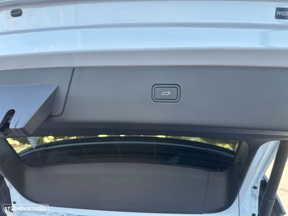 Volvo EX30 69 kWh Single Motor Extended Range Plus - 16