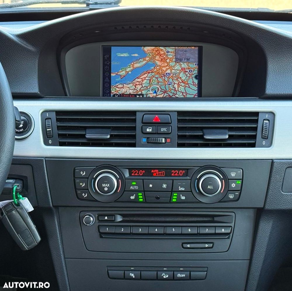 BMW Seria 3 320d xDrive DPF - 6