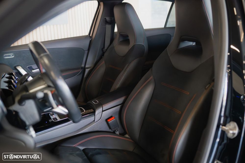 Mercedes-Benz A 250 e 8G-DCT AMG Line - 5