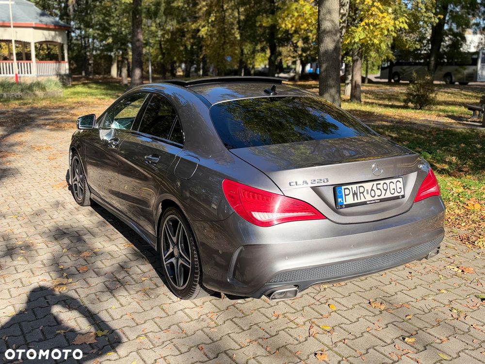 Mercedes-Benz CLA - 12