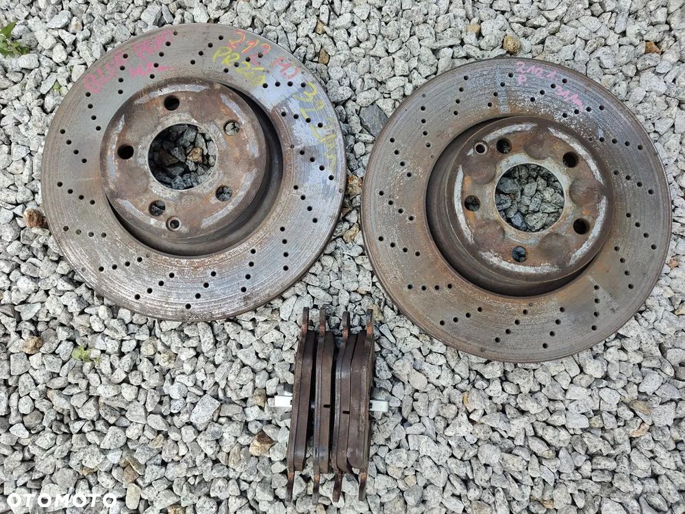MERCEDES w212 W204 W207 TarczeHamulcowe Perforowane 322mm Przód Komplet z Klockami - 1