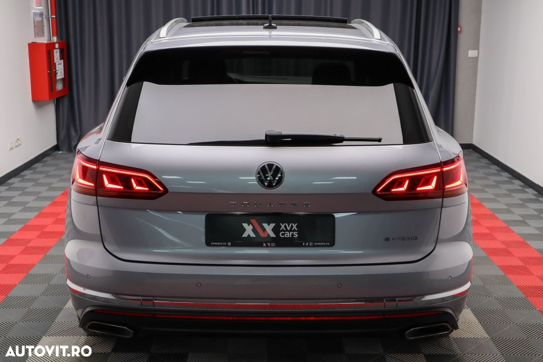 Volkswagen Touareg - 18