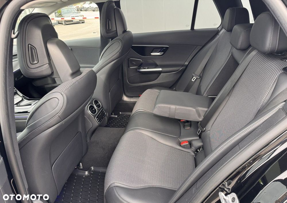Mercedes-Benz Klasa C 200 mHEV 4-Matic All-Terrain Avantgarde - 16