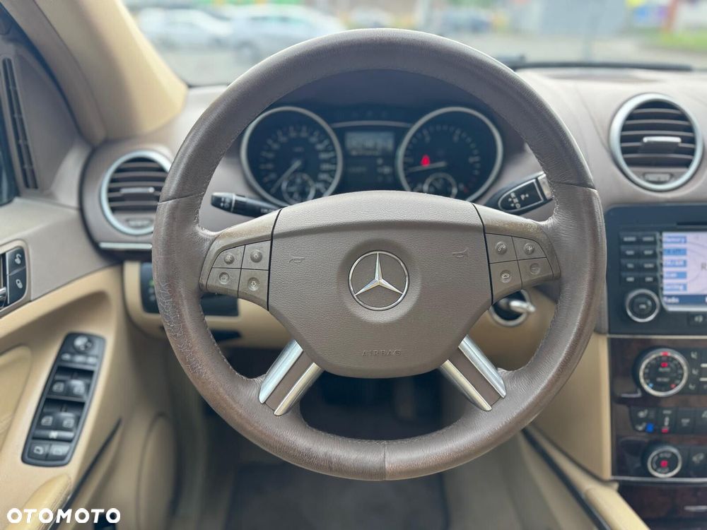 Mercedes-Benz GL 420 CDI - 25