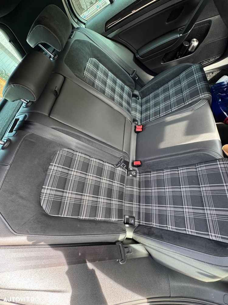 Volkswagen Golf 2.0 TDI DPF BMT DSG GTD - 12