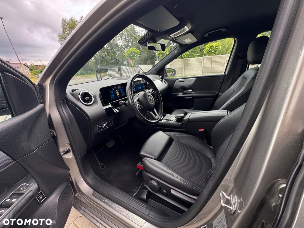 Mercedes-Benz Klasa B 180 d AMG Line 7G-DCT - 8