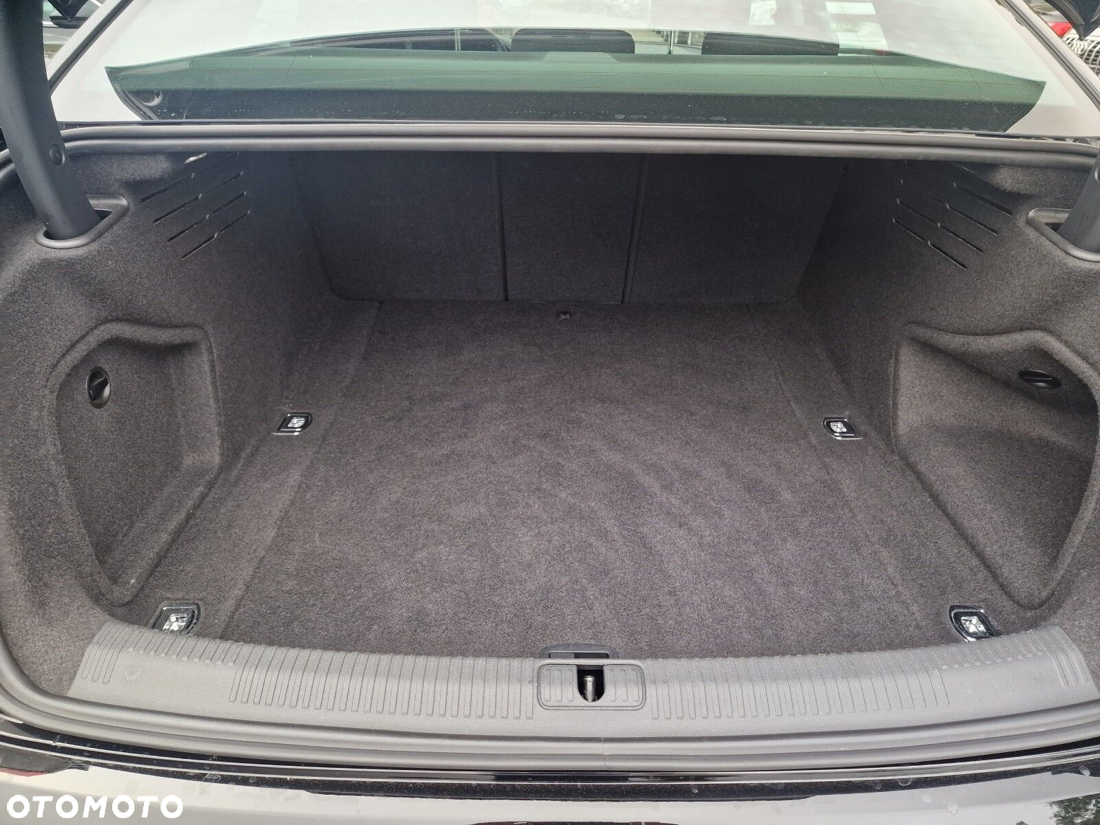 Audi A4 - 12