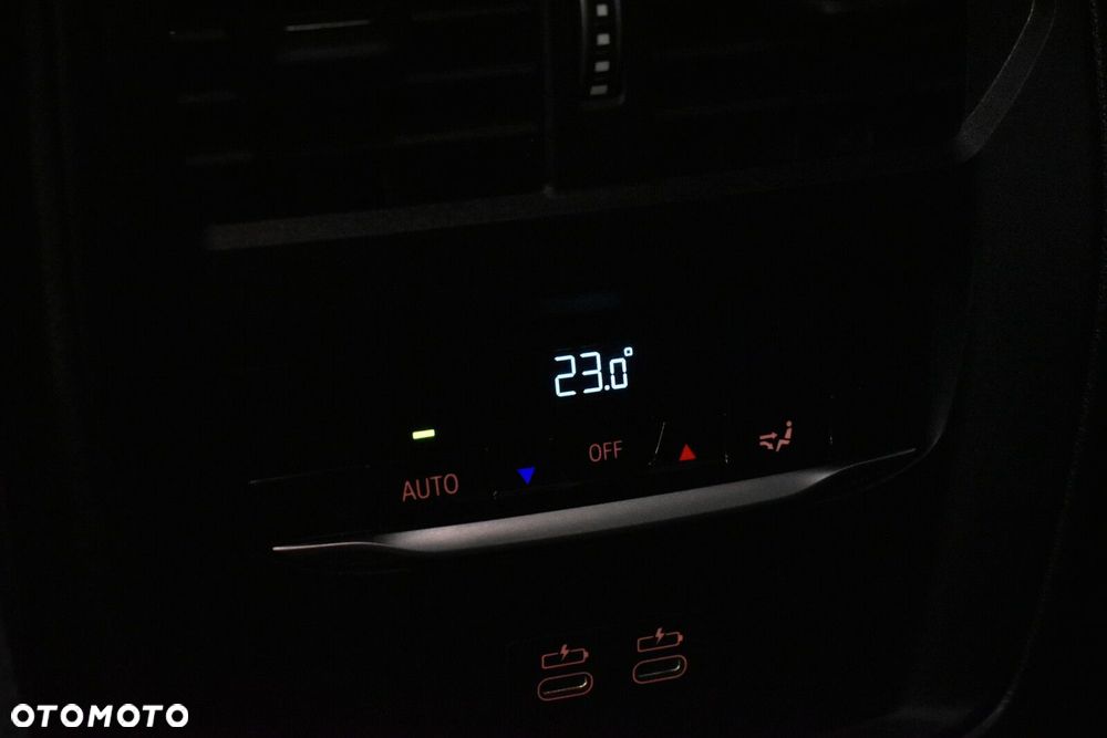BMW Seria 3 - 26