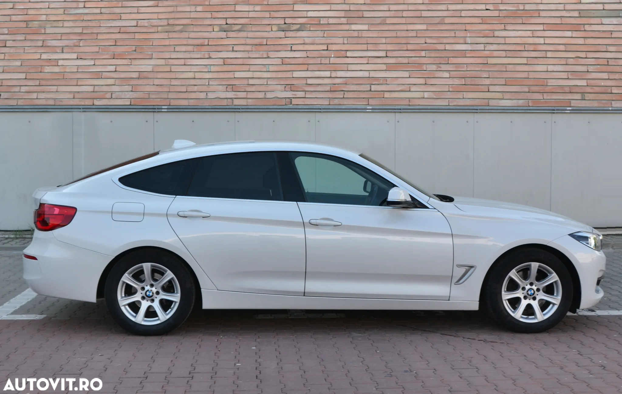BMW Seria 3 320d Aut. - 20