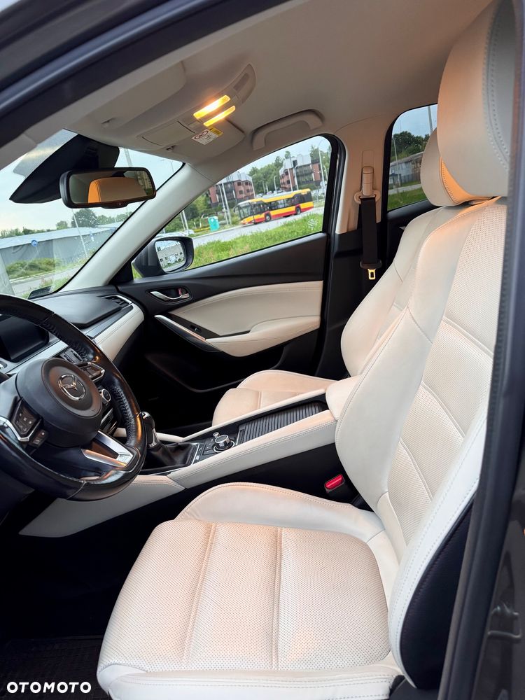 Mazda 6 - 9