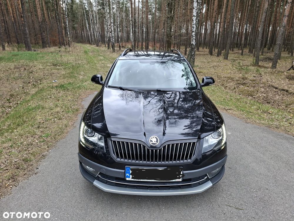 Skoda Superb 2.0 TDI 4x4 Elegance Outdoor DSG - 14