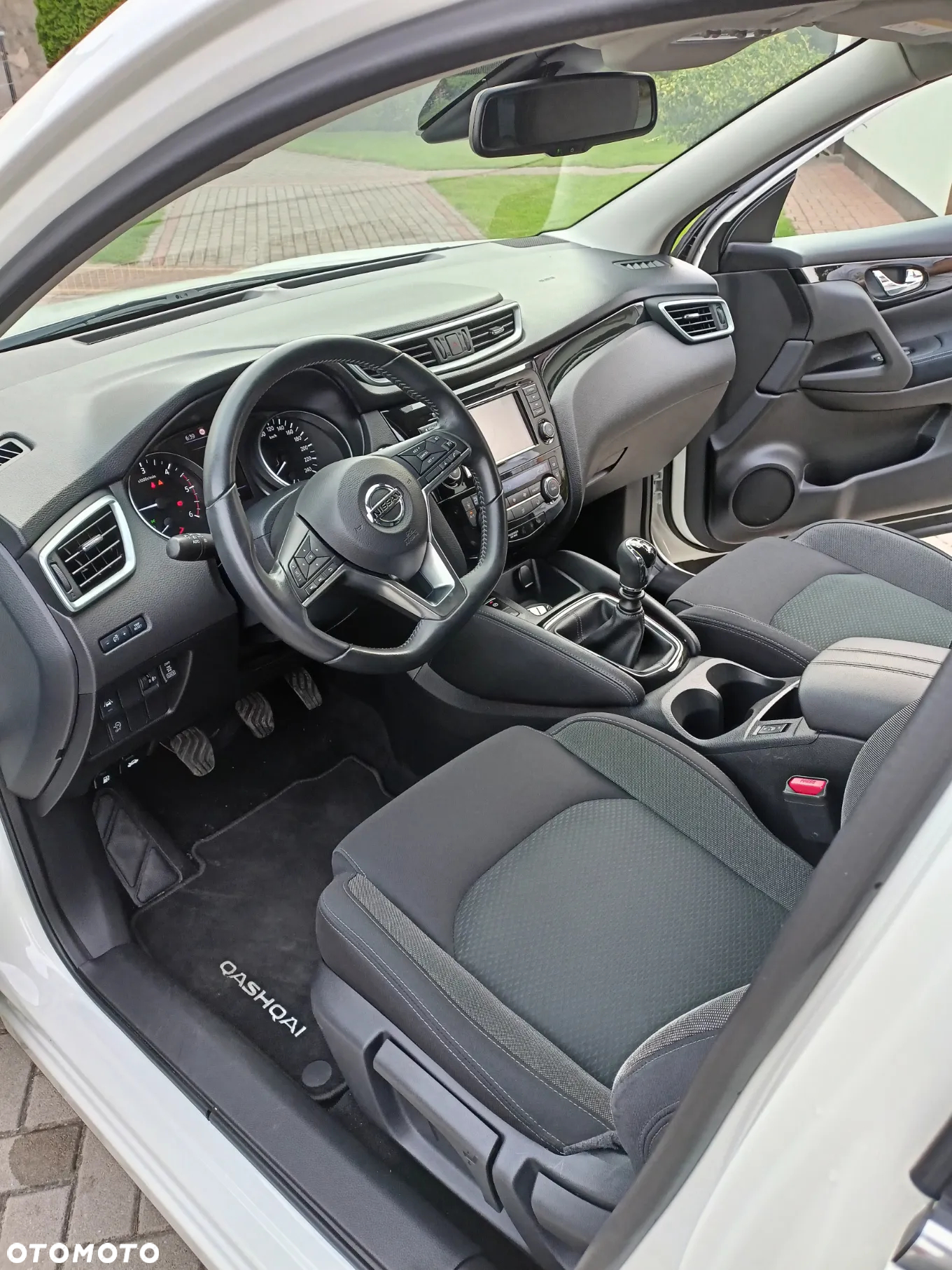 Nissan Qashqai 1.7 dCi 4x4 N-Connecta - 15